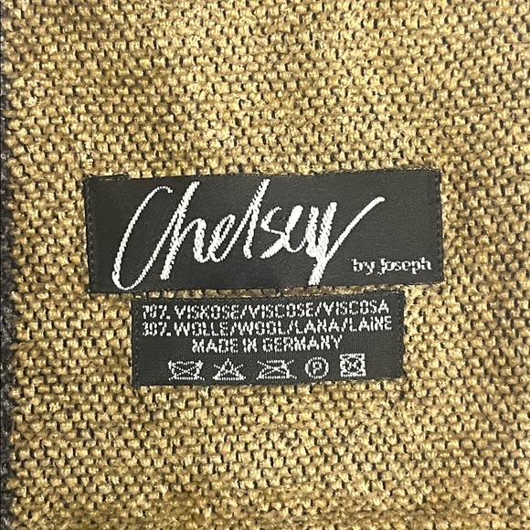 Chelsey by Joseph Wool Blend Made in Germany Men’s Scarf - Picture 2 of 5